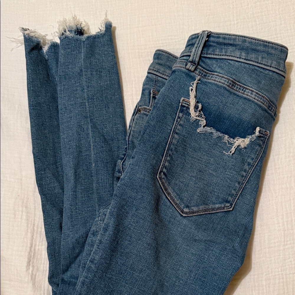 Abercrombie & Fitch Women's Distressed Blue Skinny Jeans